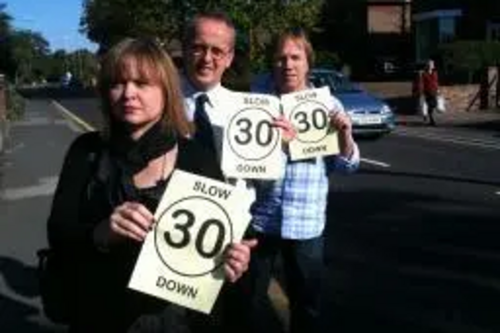 Cllr Karen Chilvers, Cllr David Kendall and Nigel Clarke campaign to slow down the traffic on London Road