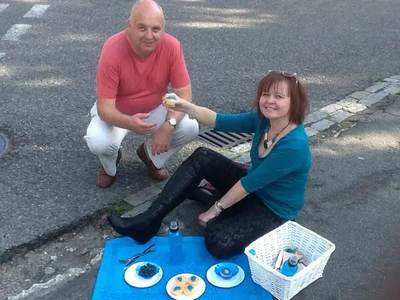 Cllr Karen Chilvers with Mr Pothole