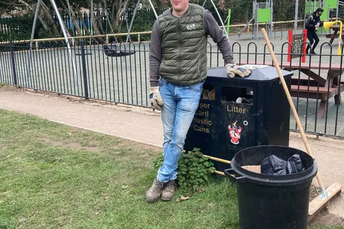 Gary MacDonnell sweeps for Shenfield