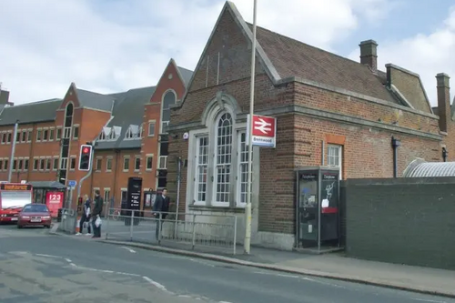 Brentwood Station