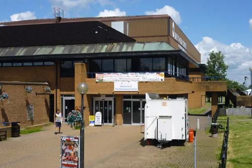 Entrance to Brentwood Centre